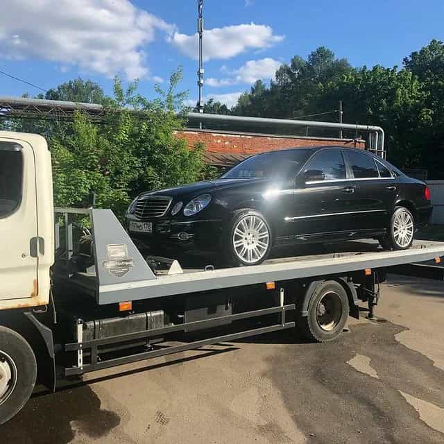 Towing Service Near Me – Dependable, Local Help from MHG Recovery